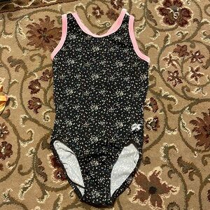 Like new girls youth GK leotard